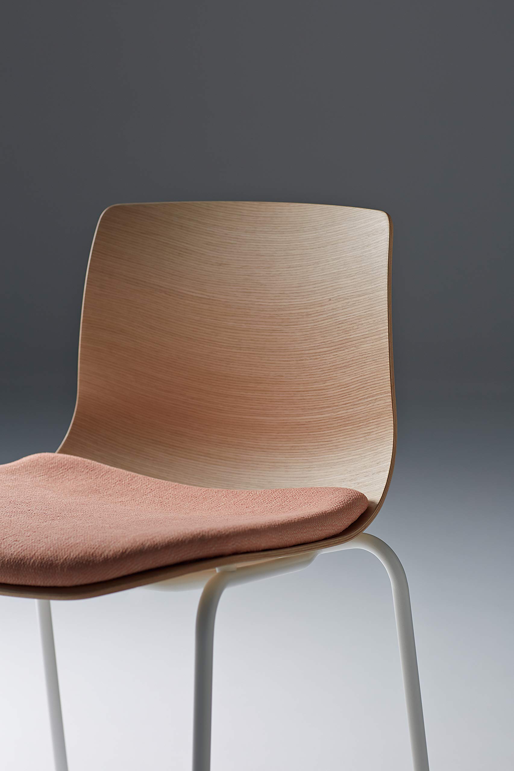 オリバー　ダイニングチェア ダイニングチェア（S・CW-F747）｜F747 / F748 シリーズ｜製品情報